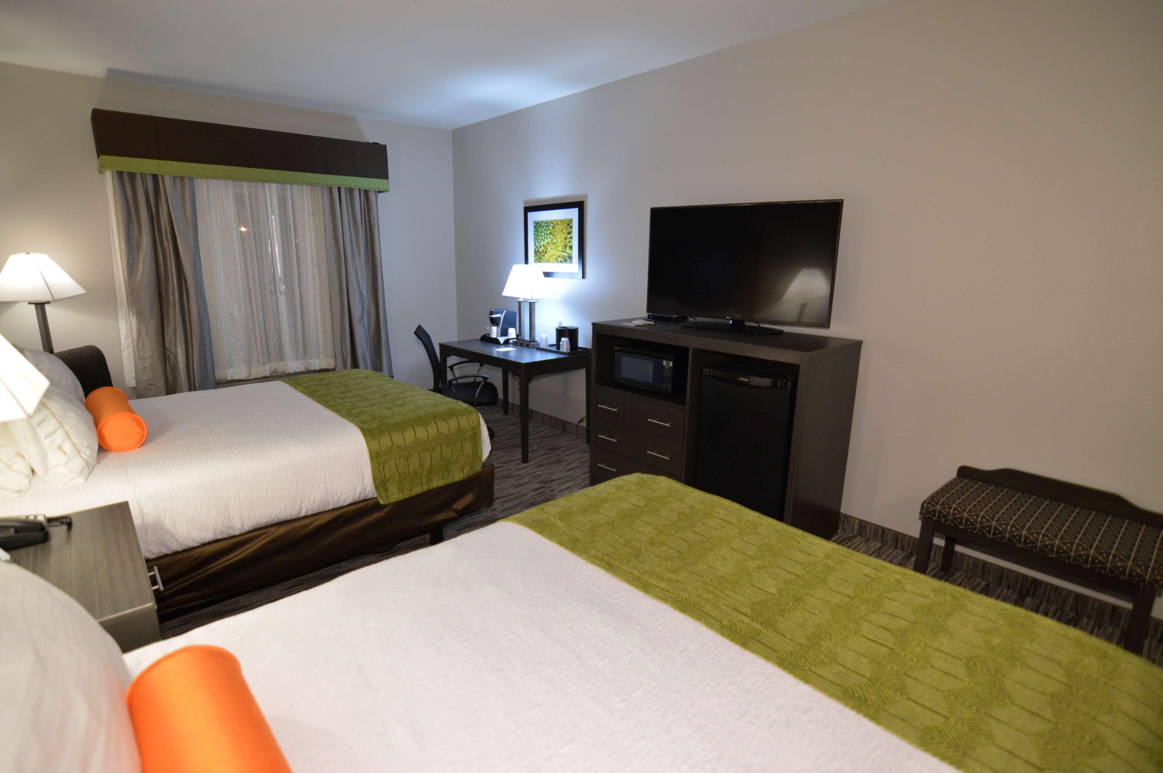 Best Western Plus Liberal Hotel & Suites Екстериор снимка