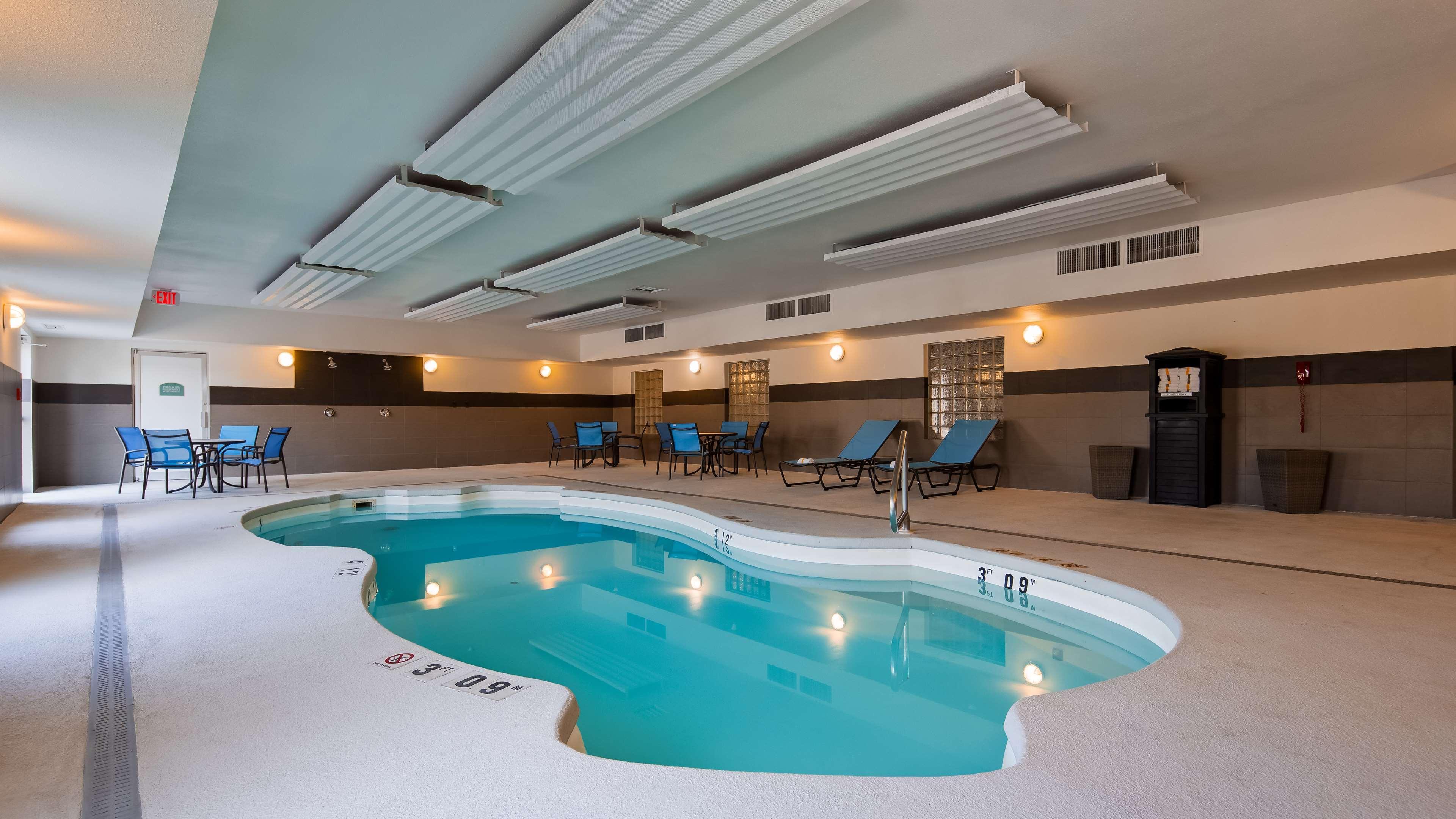 Best Western Plus Liberal Hotel & Suites Екстериор снимка